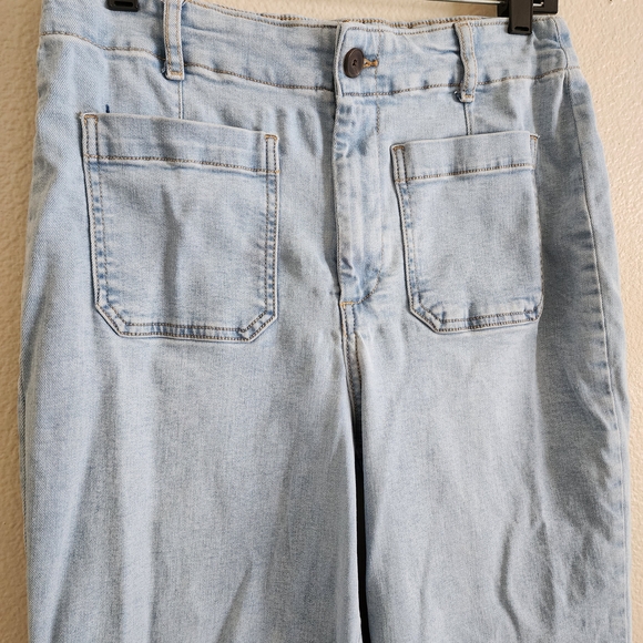 Bagatelle Collection Wide Leg Utility Jeans Light Wash Blue Size 30 - Picture 3 of 12